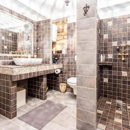 Ferienhaus Stone House Srida *