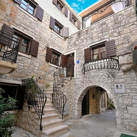 Stone House Srida Ferienhaus Baška Voda